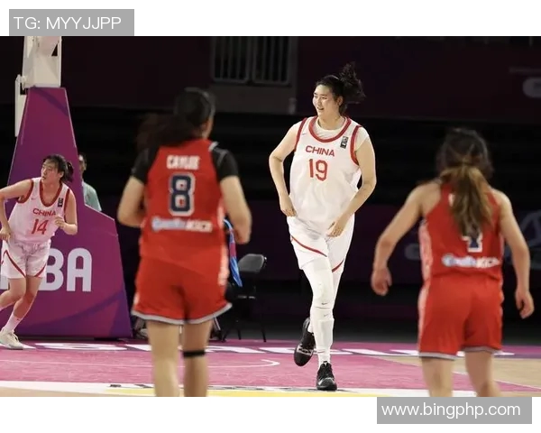 中国女篮新战术曝光张子宇与韩旭强强联手令日本网友惊叹不已 中国女篮新战术曝光张子宇与韩旭强强联手令日本网友惊叹不已